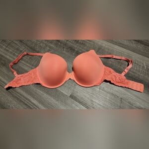 VS lightly lined smooth & lace Demi bra